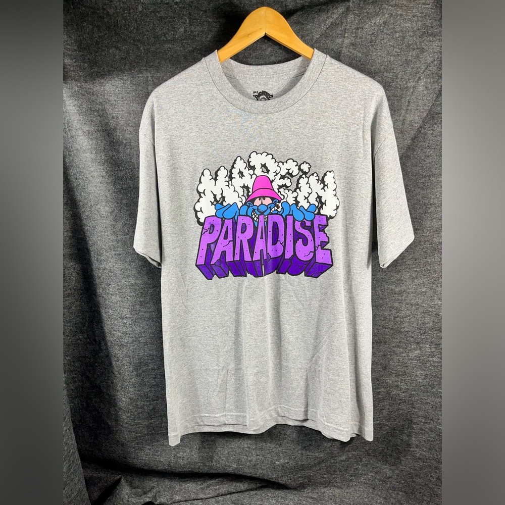 Made in Paradise men’s large  brand new no tags